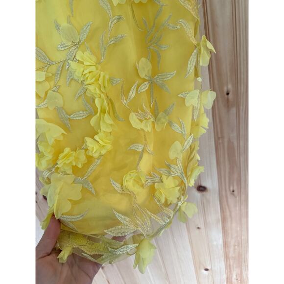 NWT Lulus Limitless Adoration Yellow 3D Floral Embroidered Midi Dress Fairy Sz M - Picture 4 of 8